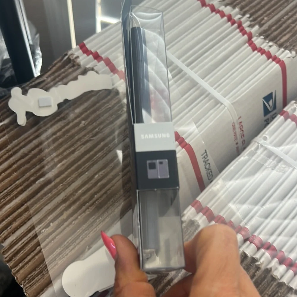 SAMSUNG Galaxy S6 S-View Flip Cover brand new in box